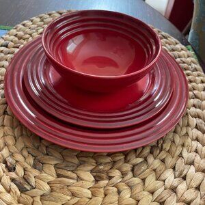 Le Creuset Cayenne Cereal Bowl Set of 4  (bowls only)